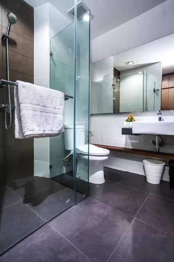 Zen Premium Sampoerna Strategic Square Hotel Jakarta Luaran gambar